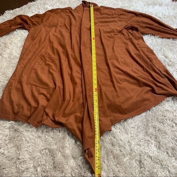 LANALEE faux suede camel coloured open front asymmetrical cardigan sweater Sz L - Picture 6 of 9
